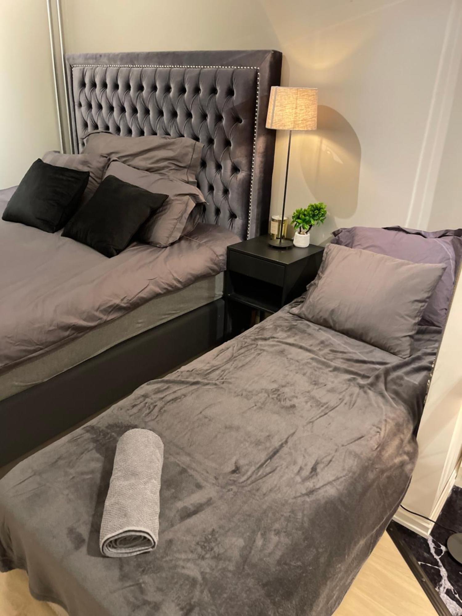Luxurious Modern Room In Central Oslo - Eur 4K Expensive Bed And 82" Cinematic Tv Exterior foto