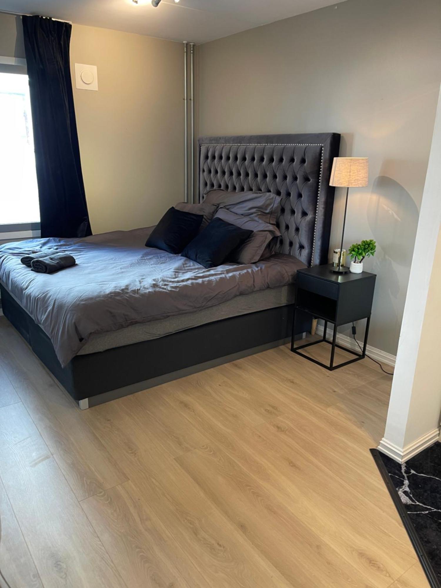 Luxurious Modern Room In Central Oslo - Eur 4K Expensive Bed And 82" Cinematic Tv Exterior foto
